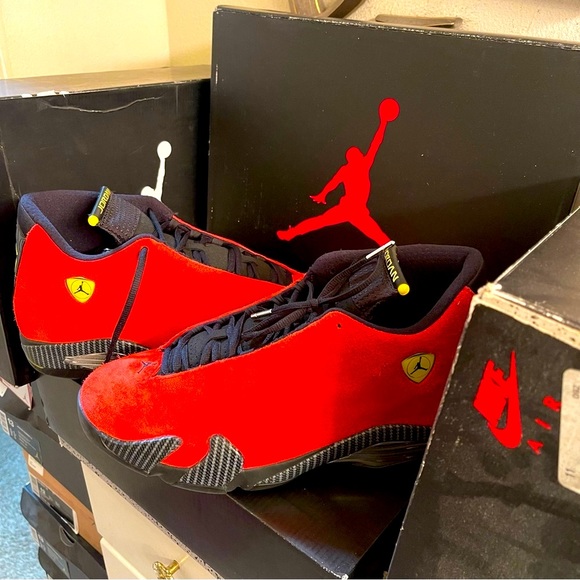 🔥🔥AIR JORDAN 14 FERRARI🔥🔥 2014 RELEASE 🔥🔥🔥🔥 - Picture 4 of 11